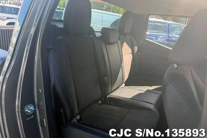 2018 Mercedes Benz / X-Class Stock No. 135893
