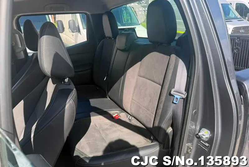 2018 Mercedes Benz / X-Class Stock No. 135893