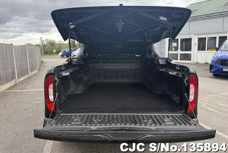 2019 Mercedes Benz / X-Class Stock No. 135894