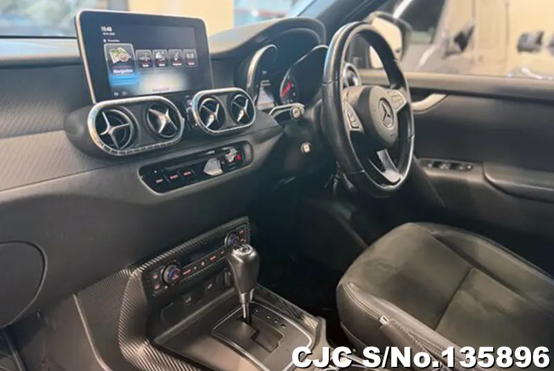 2019 Mercedes Benz / X-Class Stock No. 135896