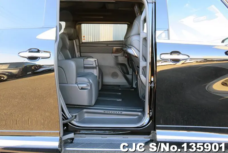 2026 Toyota / Alphard Stock No. 135901