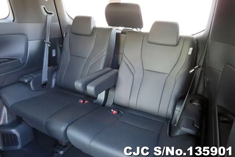 2026 Toyota / Alphard Stock No. 135901