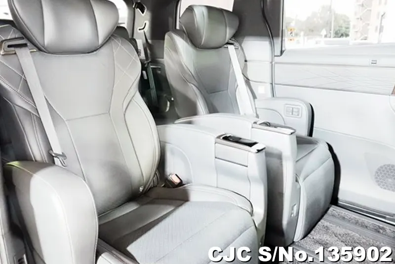 2026 Toyota / Vellfire Stock No. 135902