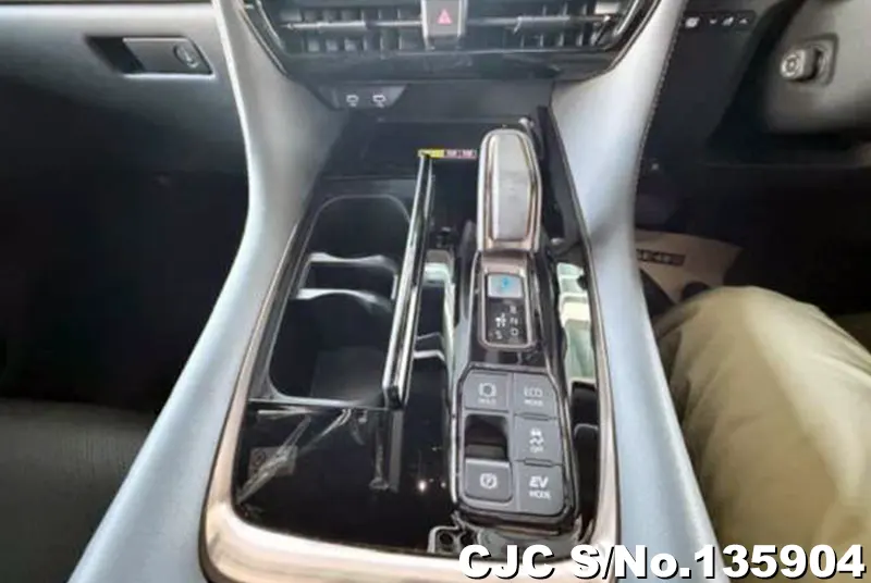 2026 Toyota / Vellfire Stock No. 135904