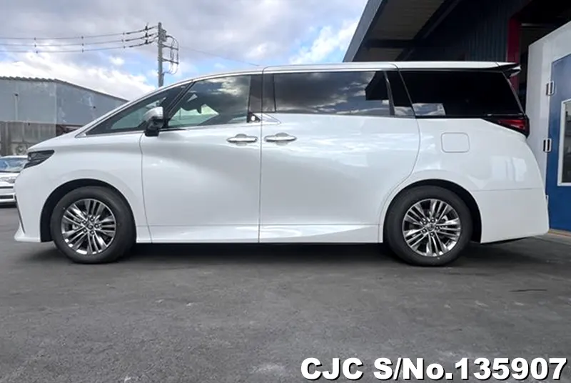 2026 Toyota / Alphard Stock No. 135907