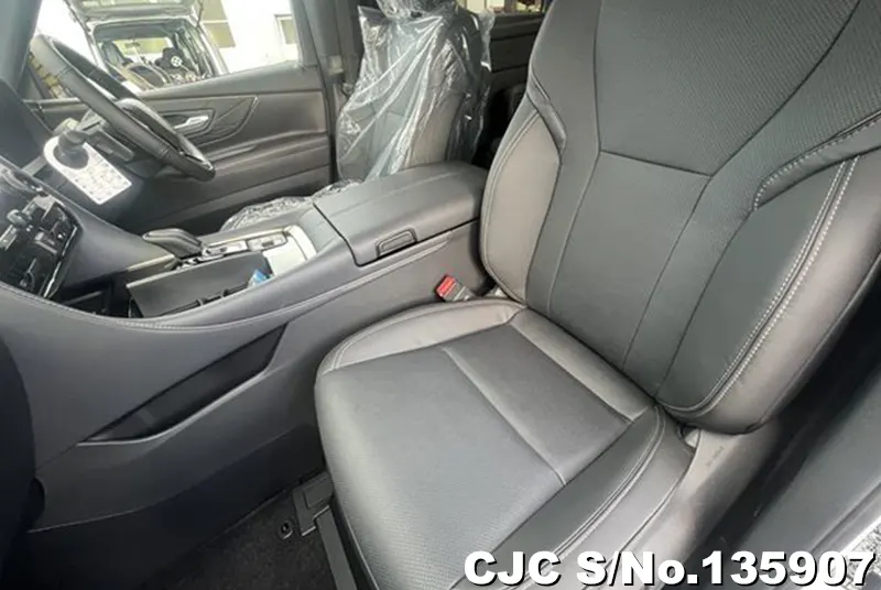2026 Toyota / Alphard Stock No. 135907