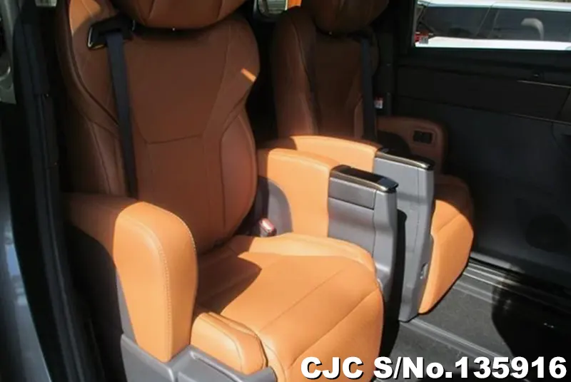 2026 Toyota / Vellfire Stock No. 135916