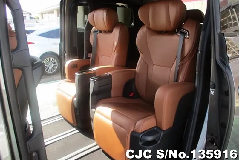 2026 Toyota / Vellfire Stock No. 135916