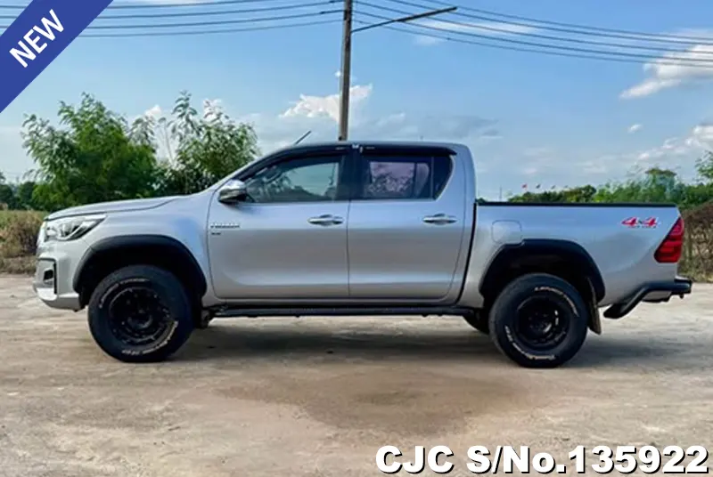 2018 Toyota / Hilux / Revo Stock No. 135922