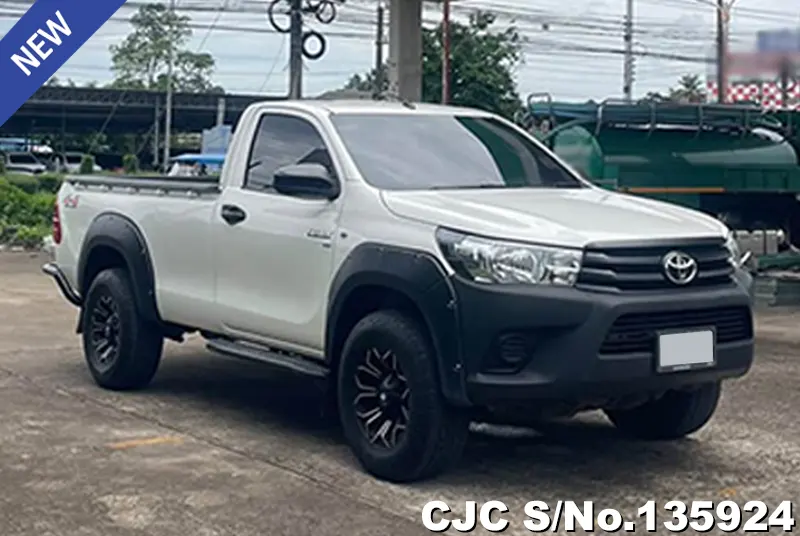 2019 Toyota / Hilux / Revo Stock No. 135924