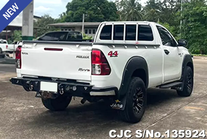 2019 Toyota / Hilux / Revo Stock No. 135924