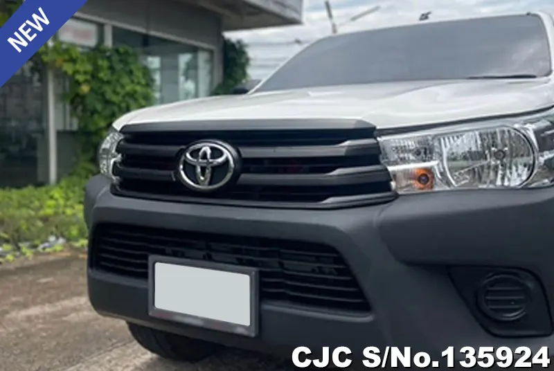 2019 Toyota / Hilux / Revo Stock No. 135924