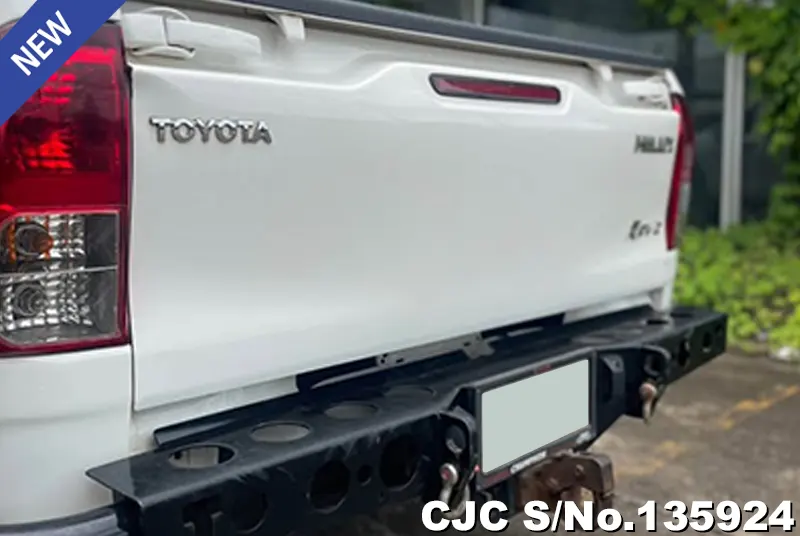 2019 Toyota / Hilux / Revo Stock No. 135924