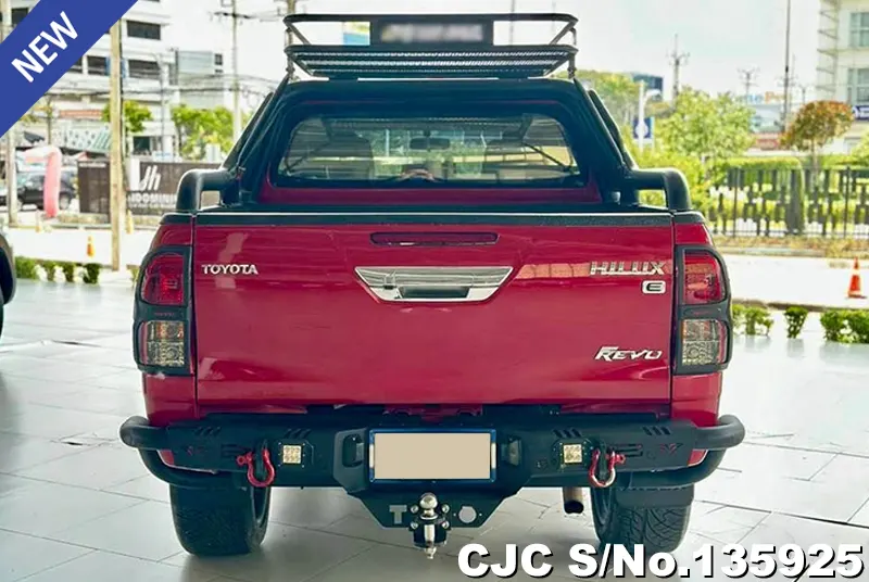 2018 Toyota / Hilux / Revo Stock No. 135925