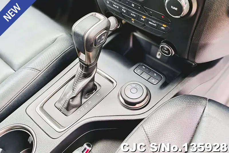 2022 Ford / Everest Stock No. 135928
