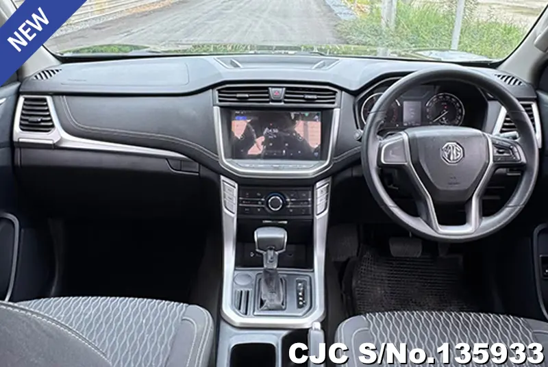 2020 MG / Extender Stock No. 135933