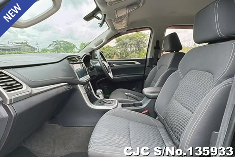 2020 MG / Extender Stock No. 135933