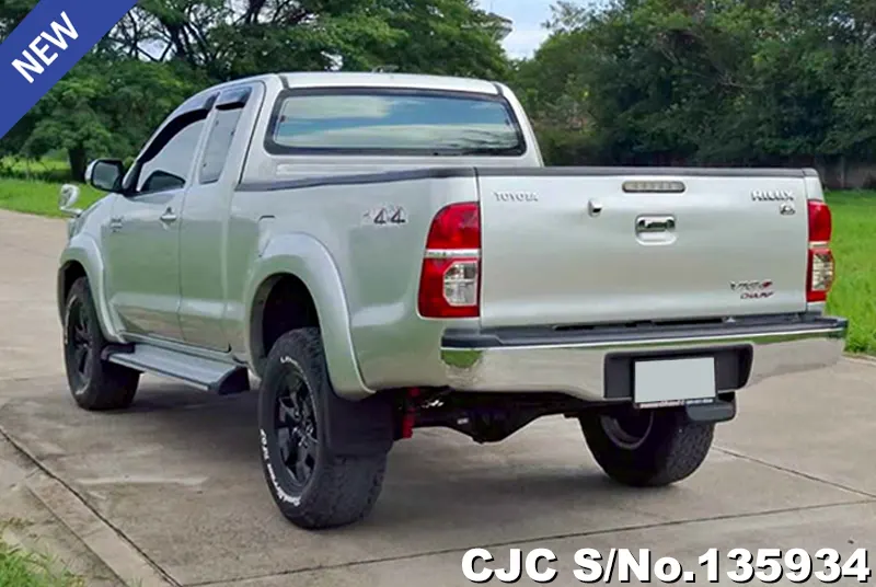 2013 Toyota / Hilux / Revo Stock No. 135934