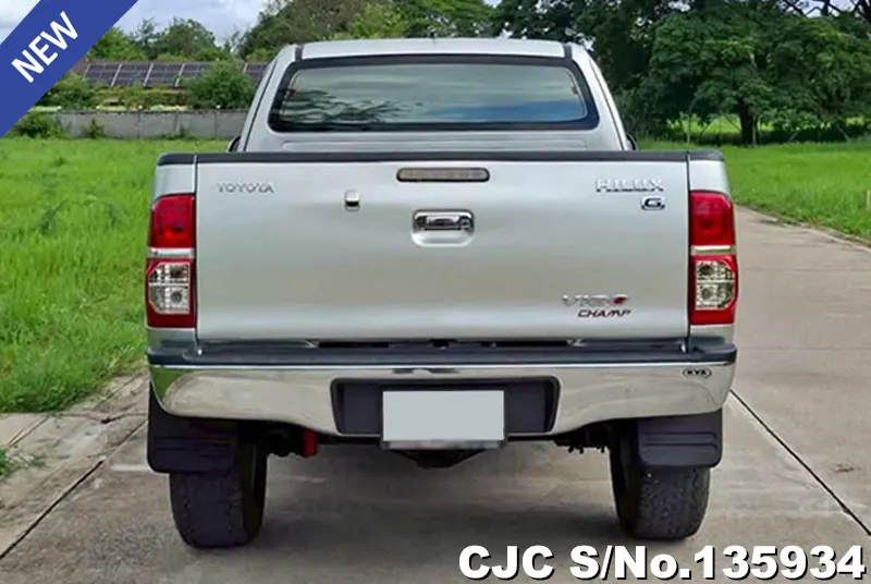 2013 Toyota / Hilux / Revo Stock No. 135934