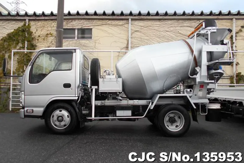 2020 Isuzu / Elf Stock No. 135953