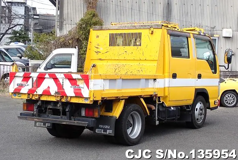 2011 Isuzu / Elf Stock No. 135954