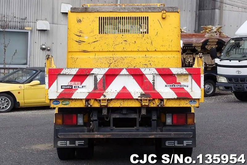 2011 Isuzu / Elf Stock No. 135954