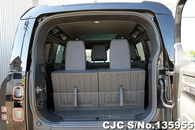 2026 Land Rover / Defender Stock No. 135955