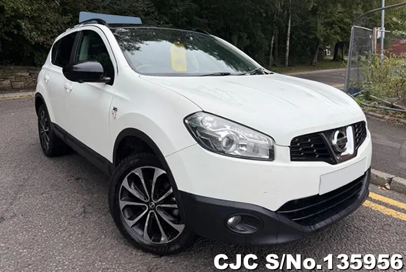 2013 Nissan / Qashqai Stock No. 135956