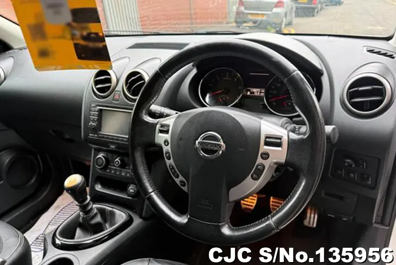 2013 Nissan / Qashqai Stock No. 135956