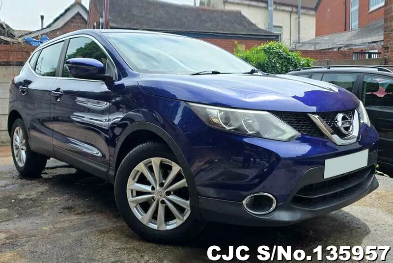 2015 Nissan / Qashqai Stock No. 135957