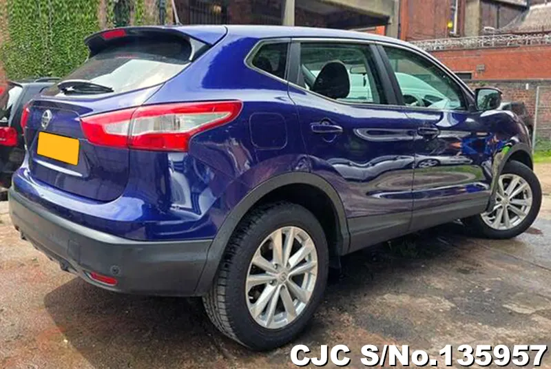 2015 Nissan / Qashqai Stock No. 135957