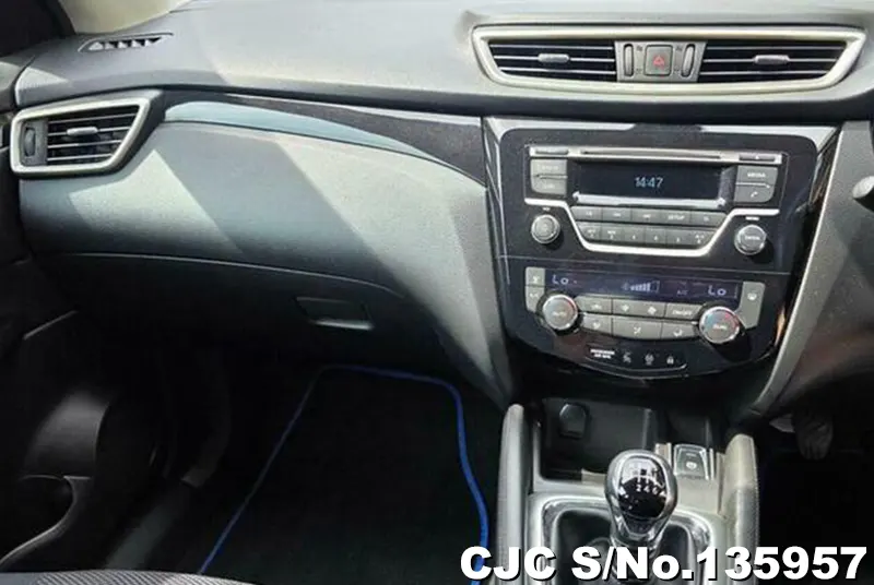 2015 Nissan / Qashqai Stock No. 135957