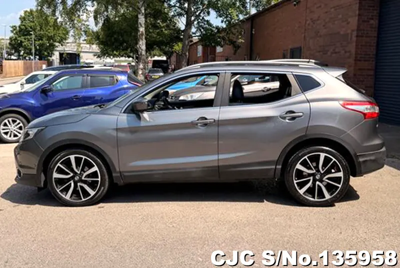 2017 Nissan / Qashqai Stock No. 135958