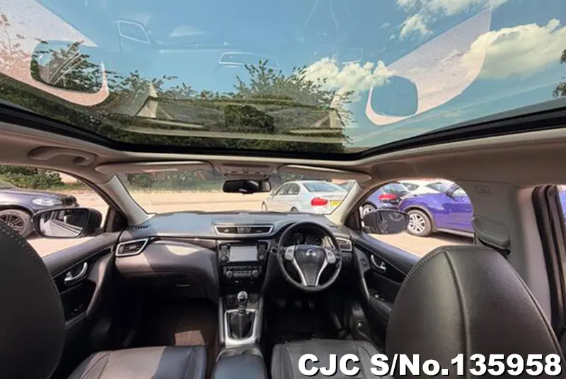2017 Nissan / Qashqai Stock No. 135958