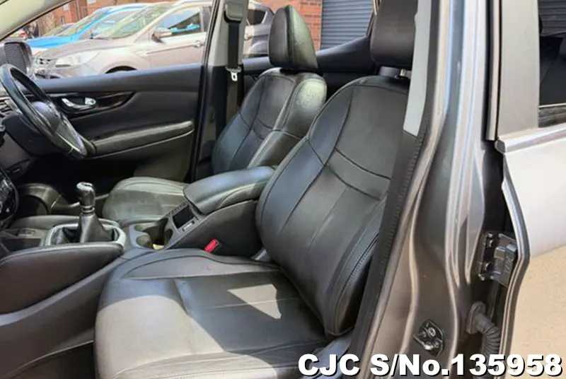 2017 Nissan / Qashqai Stock No. 135958