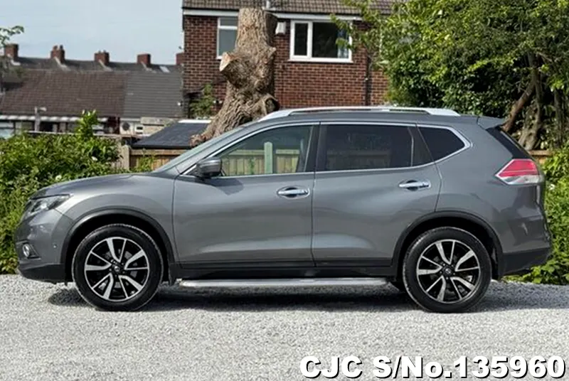2017 Nissan / X-Trail Stock No. 135960