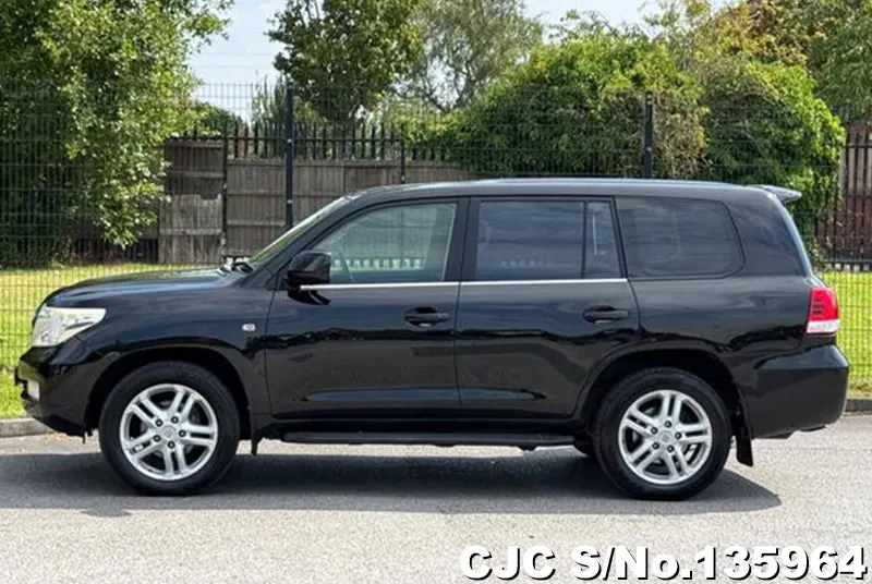 2010 Toyota / Land Cruiser Stock No. 135964