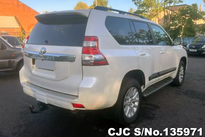 2014 Toyota / Land Cruiser Prado Stock No. 135971