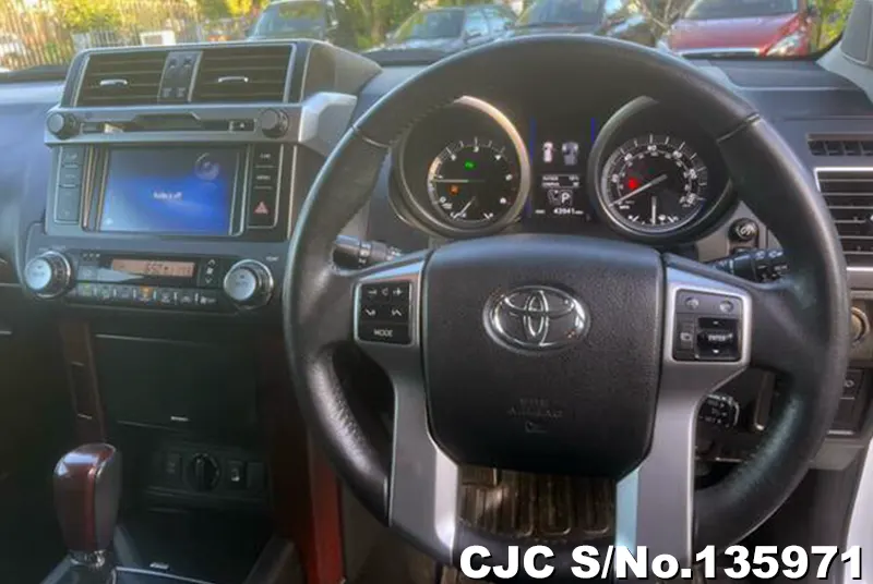 2014 Toyota / Land Cruiser Prado Stock No. 135971