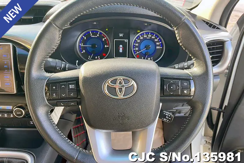 2017 Toyota / Hilux / Revo Stock No. 135981