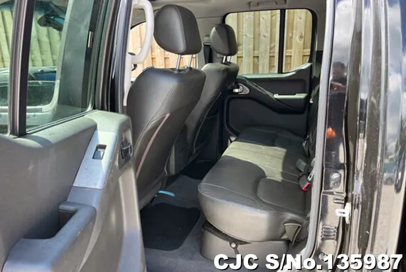2009 Nissan / Navara Stock No. 135987