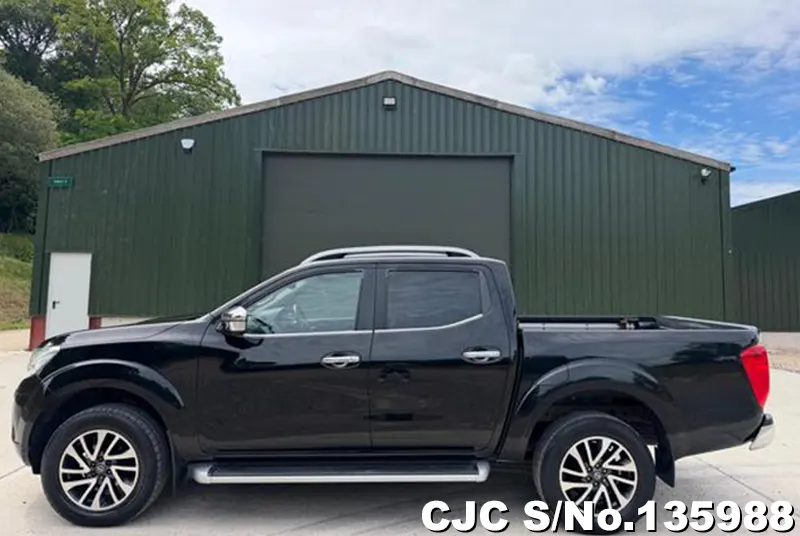 2016 Nissan / Navara Stock No. 135988