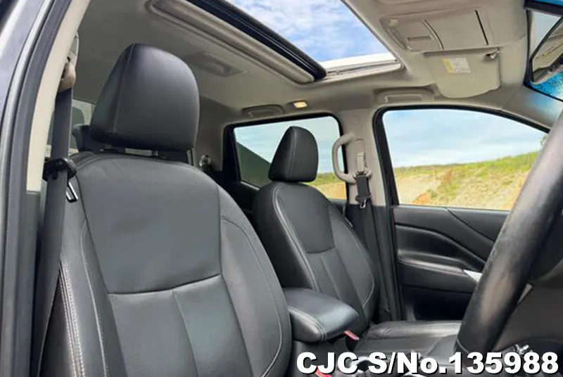 2016 Nissan / Navara Stock No. 135988