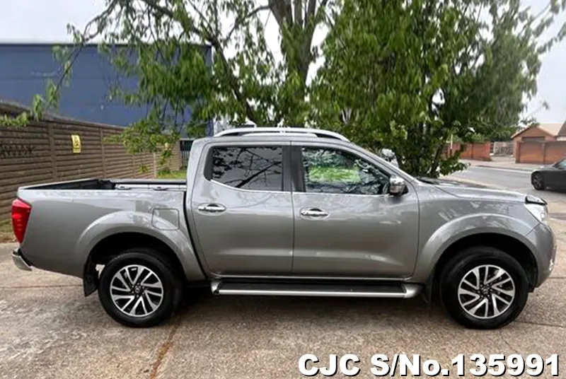 2016 Nissan / Navara Stock No. 135991
