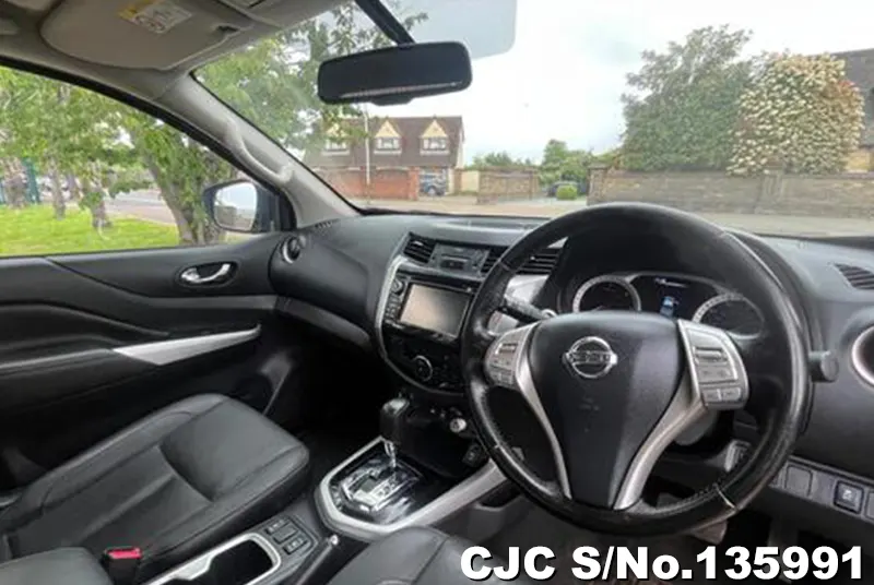 2016 Nissan / Navara Stock No. 135991
