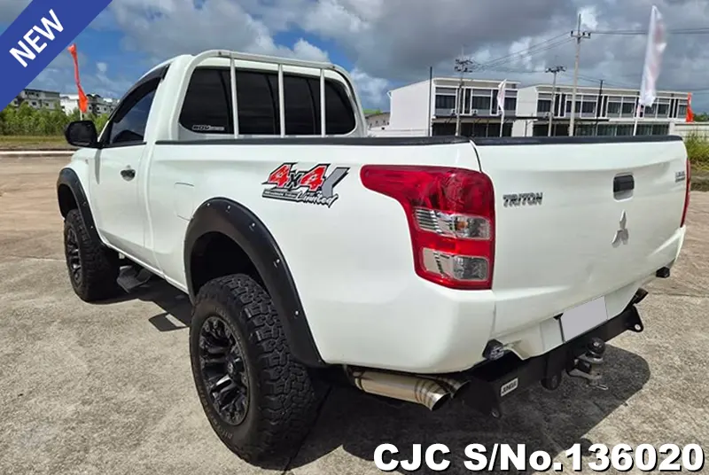 2021 Mitsubishi / Triton Stock No. 136020