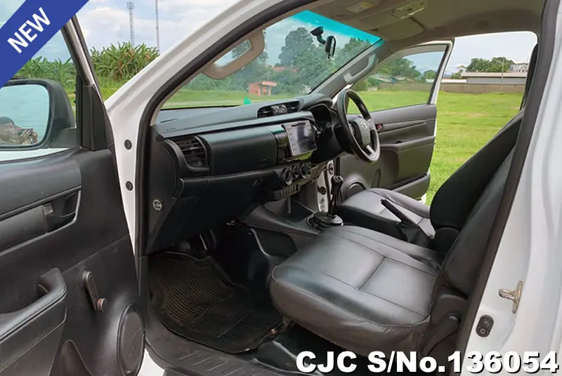 2016 Toyota / Hilux / Revo Stock No. 136054