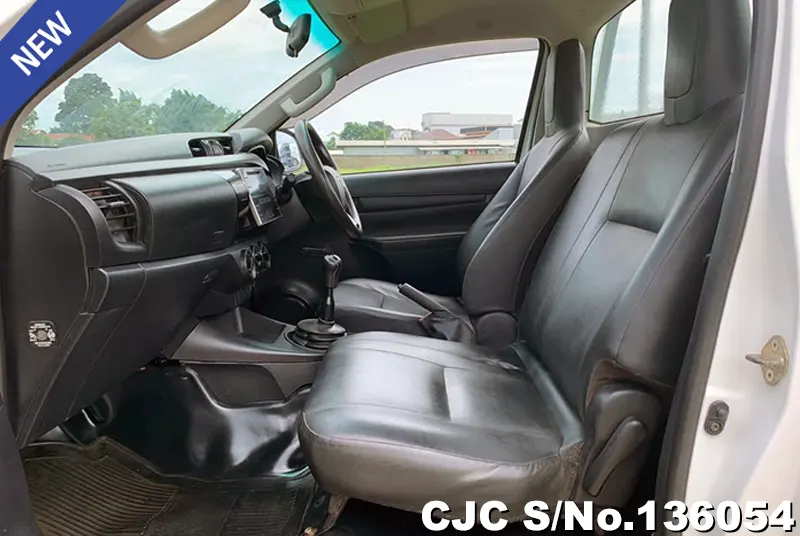2016 Toyota / Hilux / Revo Stock No. 136054