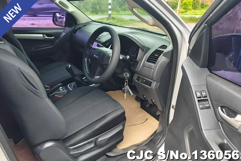 2015 Isuzu / D-Max Stock No. 136056