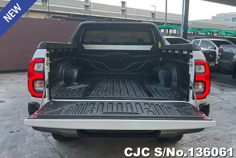 2022 Toyota / Hilux / Revo Stock No. 136061
